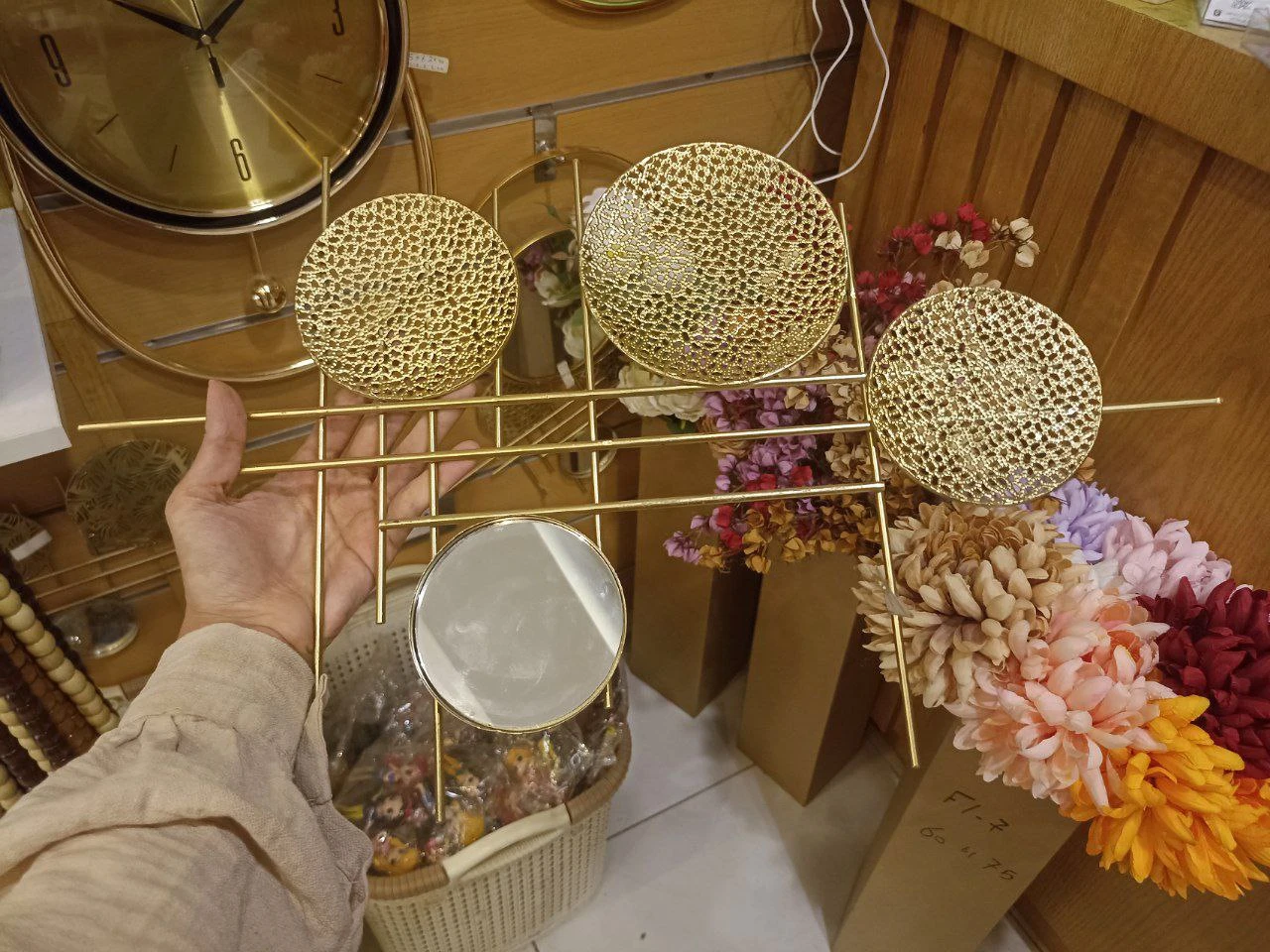 تابلوة معدن جولد